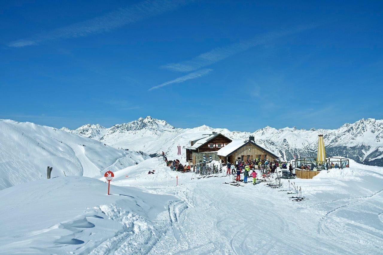 Ad Laca See Extérieur photo