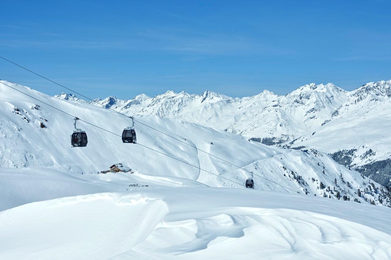 Ad Laca See Extérieur photo